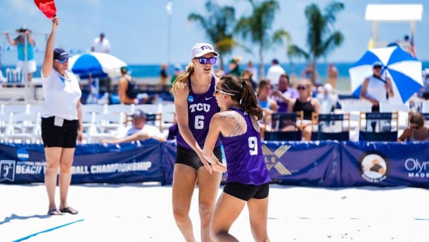 Twitter: @TCUBeachVB